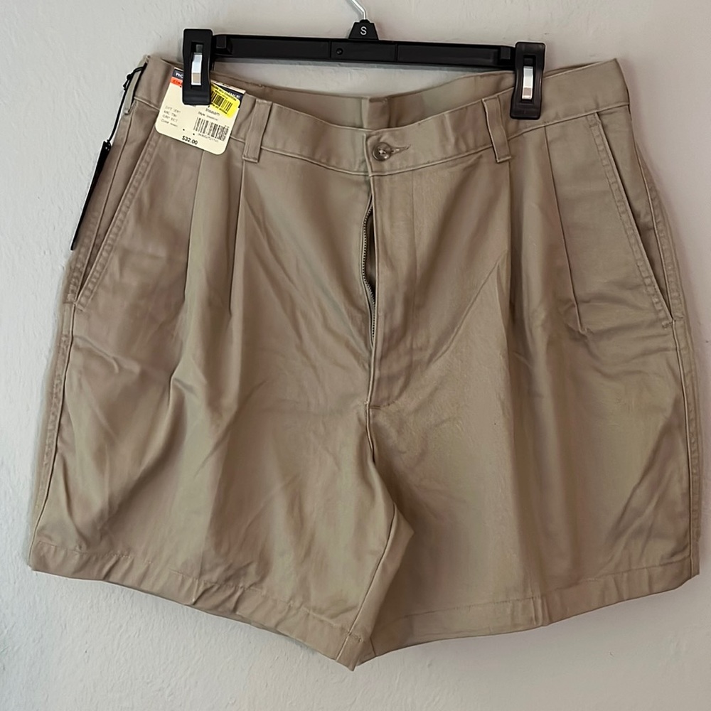 Vintage Y2K Roundtree & Yorke classic fit pleated size 36